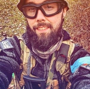 Meet your Posher, Ethan